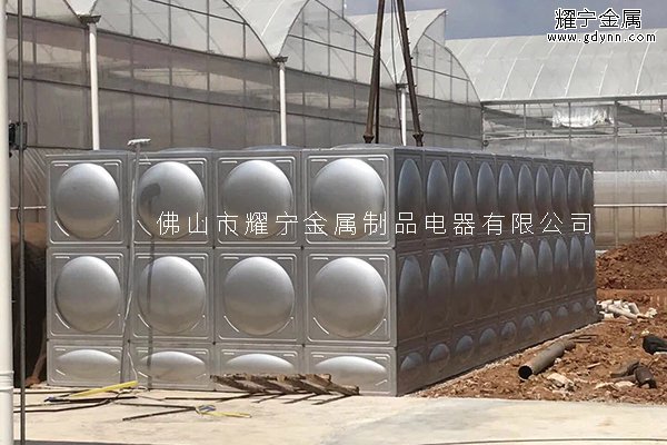不銹鋼水箱和塑料水箱哪個好 不銹鋼水箱和塑料水箱哪個好